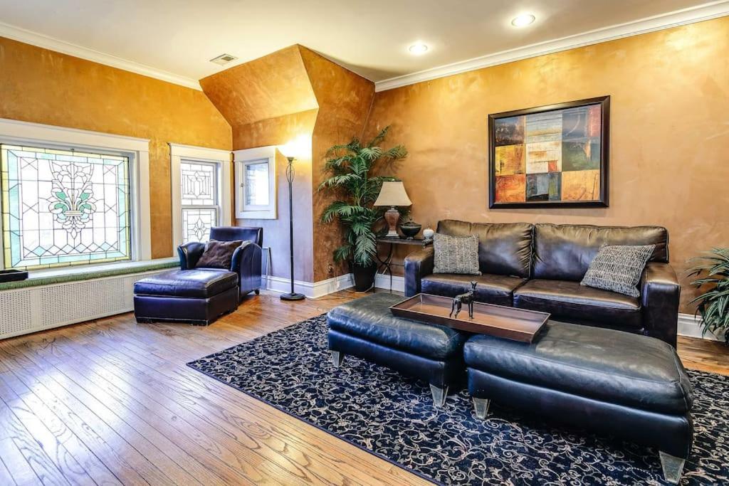Апартаменти Historic And Unique Brownstone In Gold Coast - Downtown - 3 Чикаго Екстер'єр фото